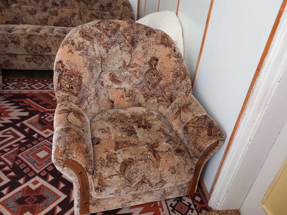 Холна гарнитура.