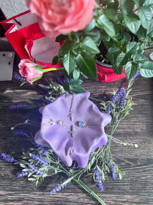 Сребърни колиета