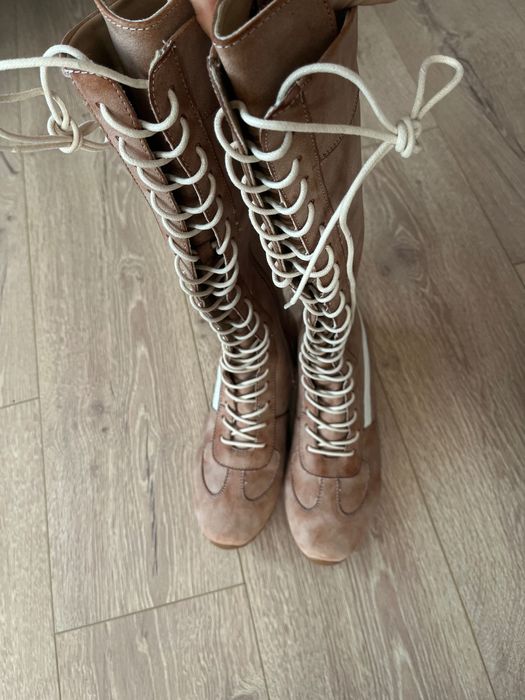 Обувки тип висок кец