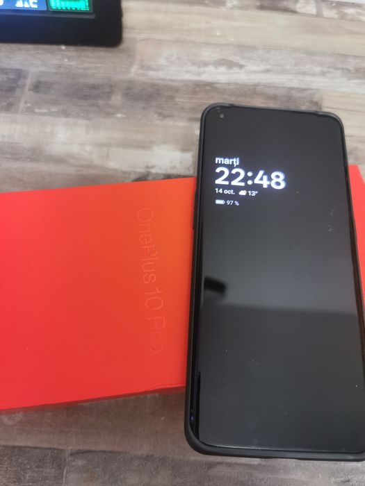 One Plus 10 Pro 256 GB