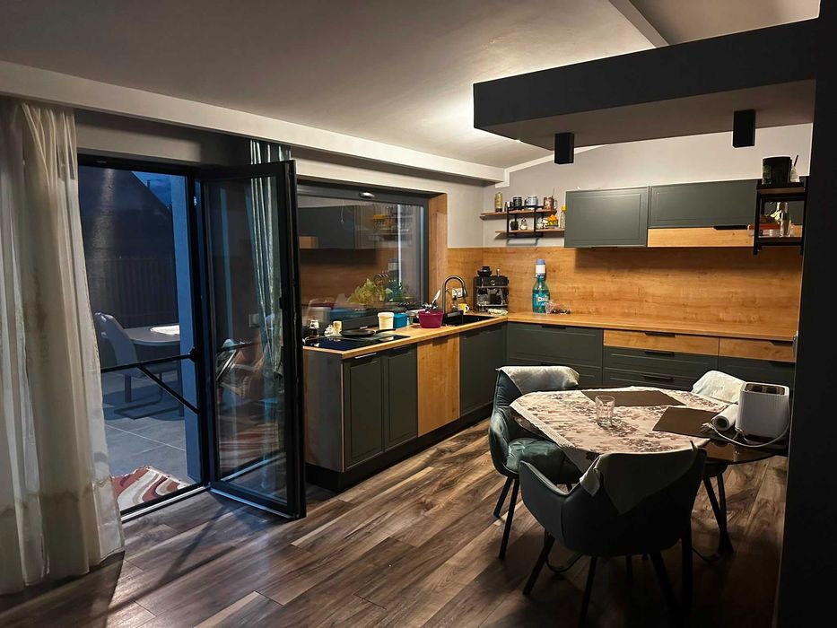 Vand Casa P+Demisol Noua(cartier privat)