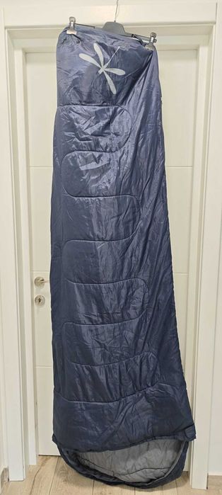Set camping – 2 saci de dormit + 1 pătură