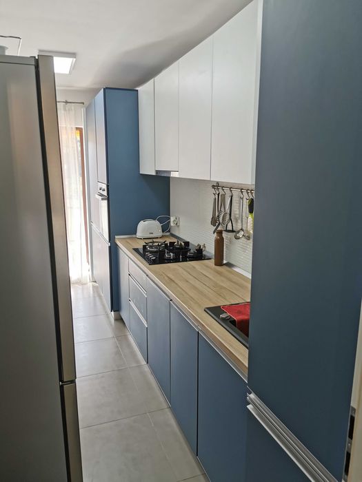 Proprietar Vand apartament 3 camere central