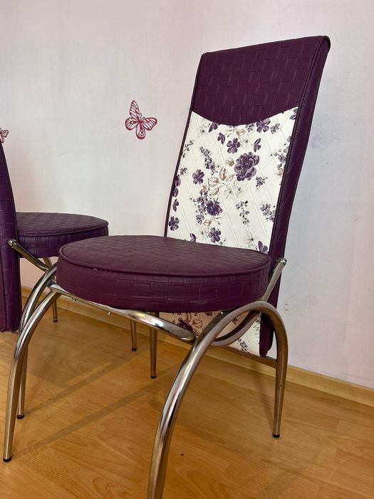 Столове за трапезна маса