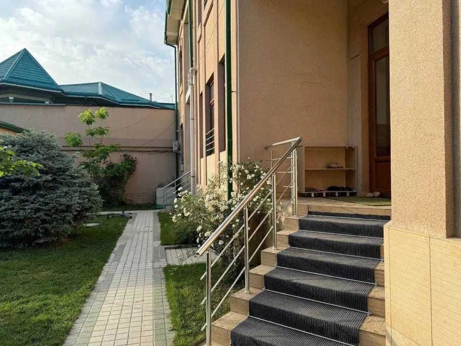 Сдаётся Евродом под Садик, махалля Амира Темура шикарная Классика