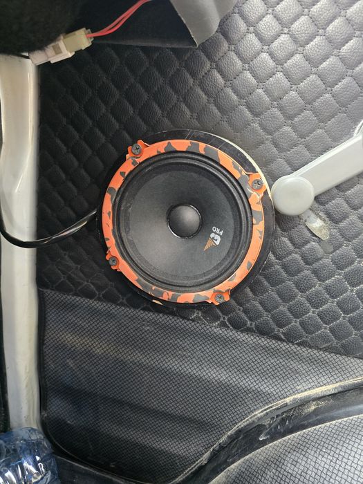 Sotiladi sabwufer kalonka 13 sm estradni mafon Pioneer bt5250