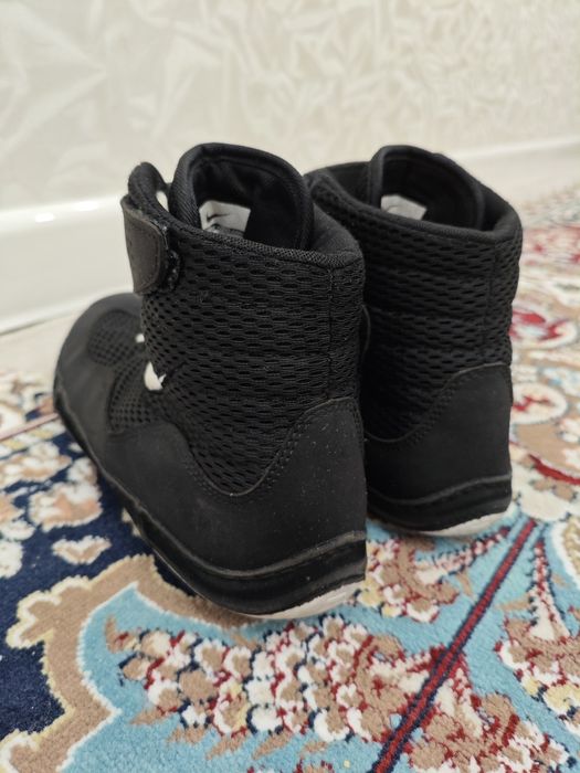 продаются борцовки NIKE INFLICT 3