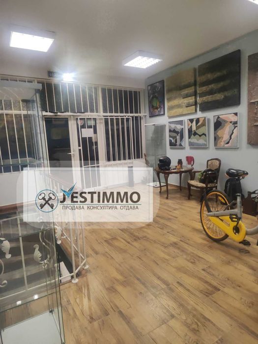 Дава се под наем Офис в Варна, Бизнес хотел - 65 кв.м за 1300 € - Снимка #1