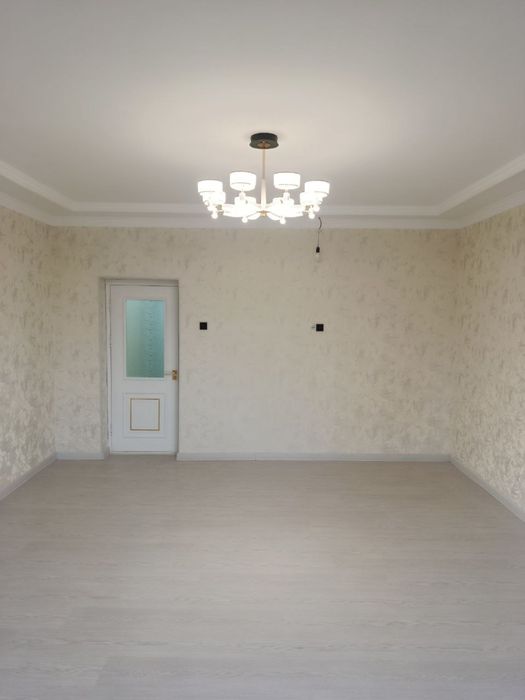 Сотилади 2/2/9 Коракамиш 2/4