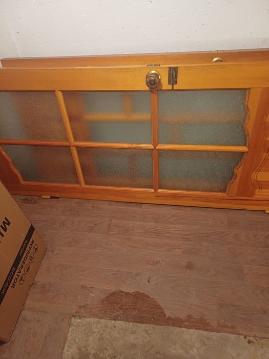 Продаётся деревянные двери