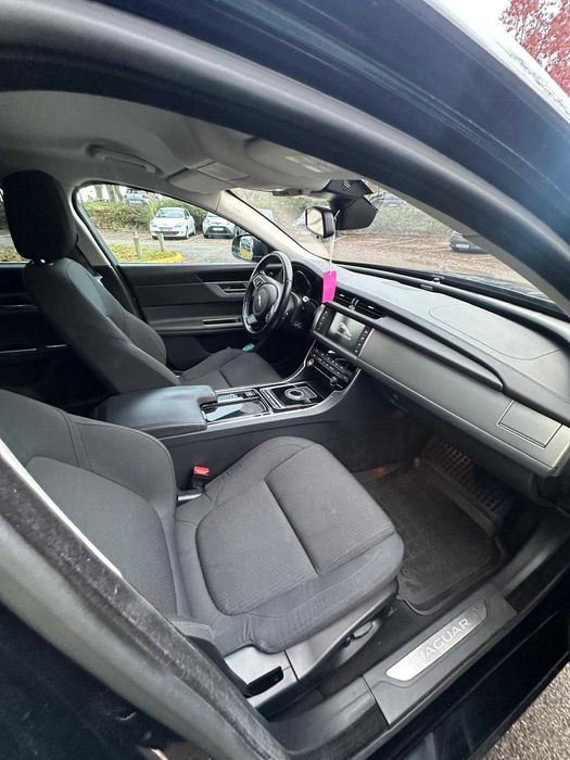 Jaguar XF 2017 / 2.0 Diesel Automat - 9.000 eur