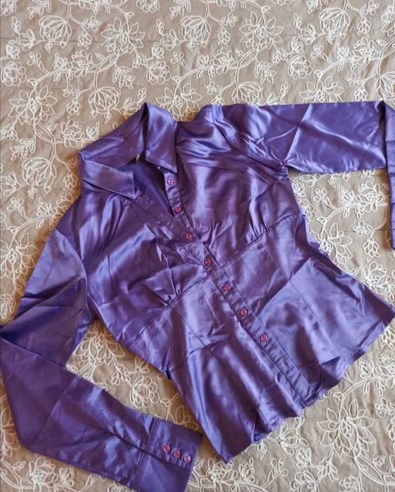 Bluze elegante satinate