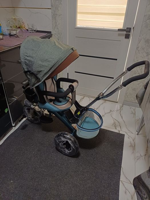 Продаётся оригинальный велоколяска