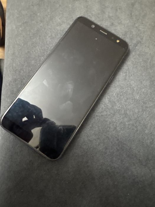 Смартфон телефон Samsung A6