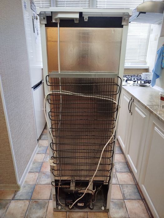 Холодильник Бирюса 118