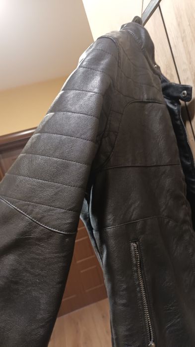 Кожено яке  Том Тейлър