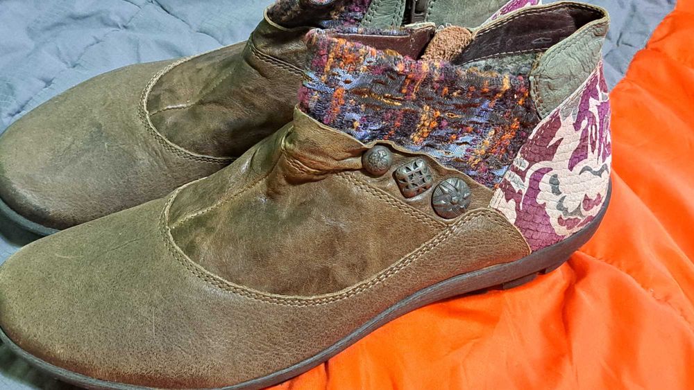 Gabor,ThinkTimberlandKamik,rieker,BALLY,GEOX,CAMEL,UGG,CAT