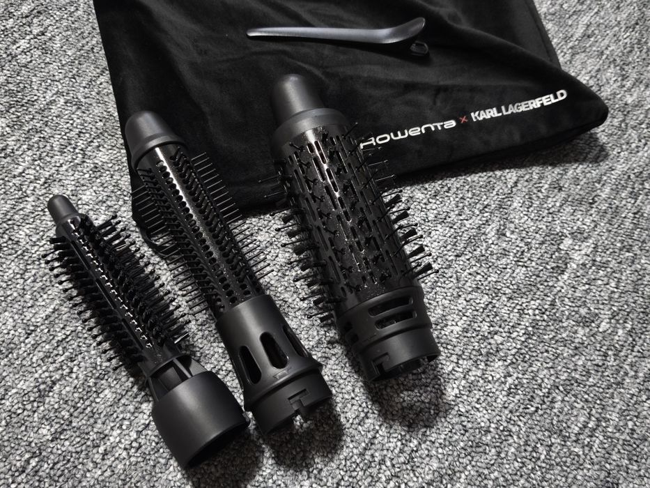 Perie cu aer cald Rowenta x Karl Lagerfeld Express Style CF635LF0