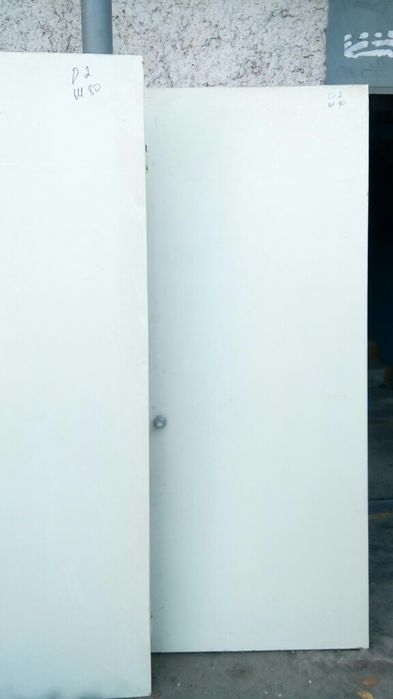 Двери деревянные