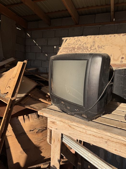 Старый телевизор