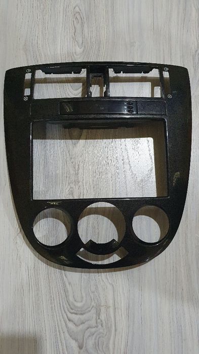 Gentra soat bn ramka diamond