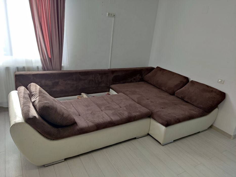 Colțar de living extensibil in 2 culori-3 perne mari
