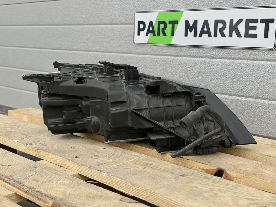 Ляв фар AUDI A7 S7 RS7 FULL LED 4G8941033B