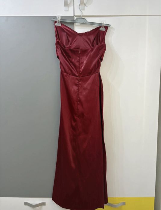 Rochie elegantă din satin