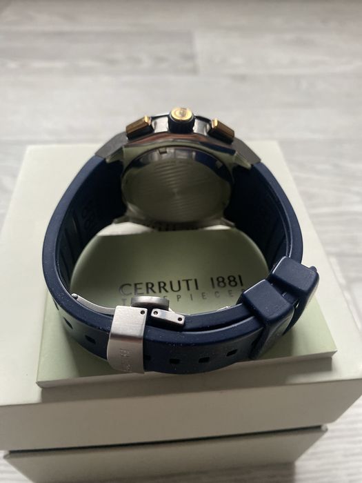 Наручные часы Cerruti 1881 TIMEPIECES