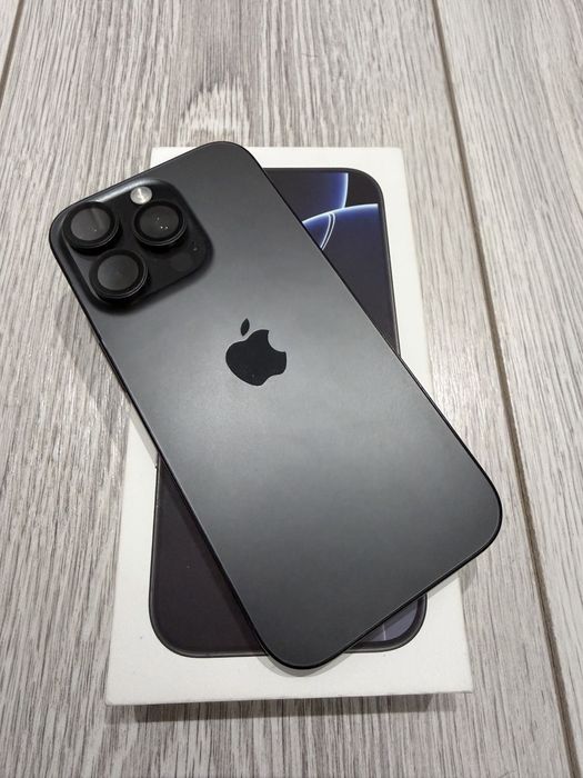 Продам Б/у 16 pro