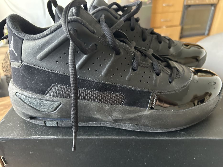 Jordan MAX AURA 7