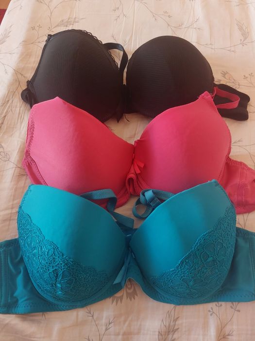 Sutiene cupa buretata si bretele detasabile