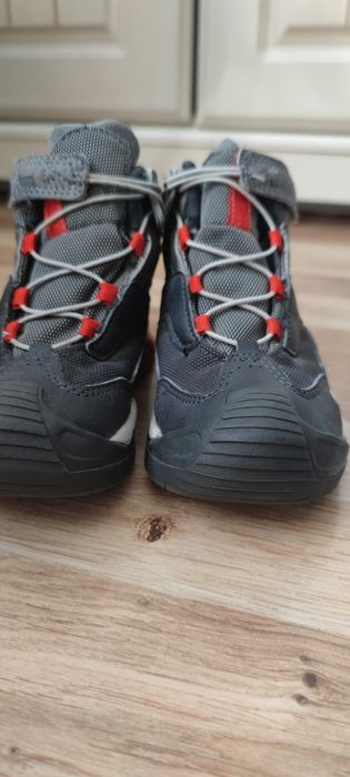 Bocanci Unisex drumeție  Quechua Waterproof