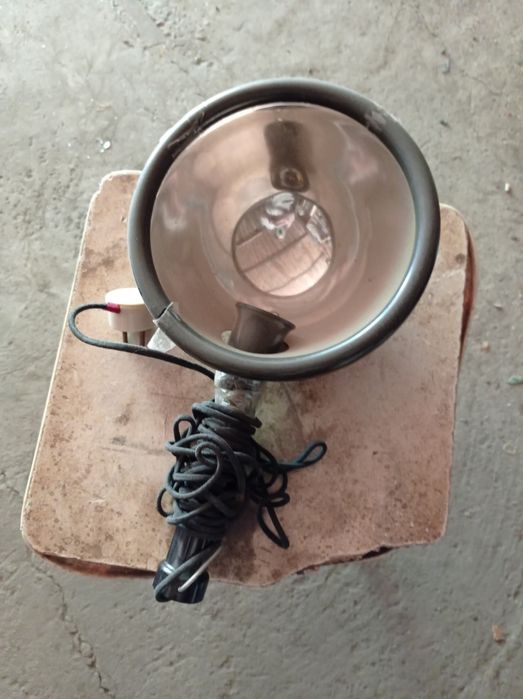 Продам Лампа рефлектор