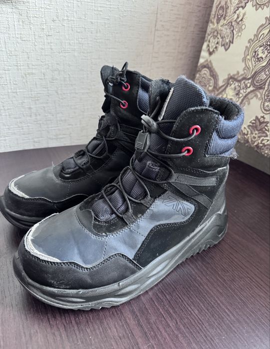 Продам ботинки зима