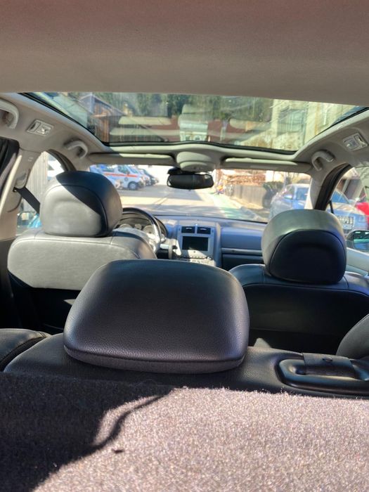 Vând Peugeot 407 SW