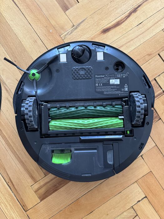Roomba iRobot j7+