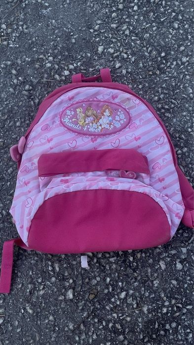 Ранички Клуб Уинкс- използвани. Добро състояние