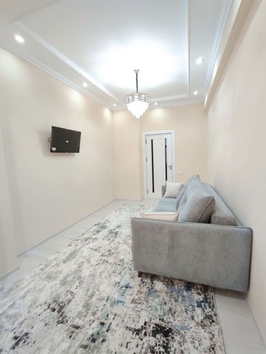 Срочна сдается 2 комнатная квартира Шаумяна