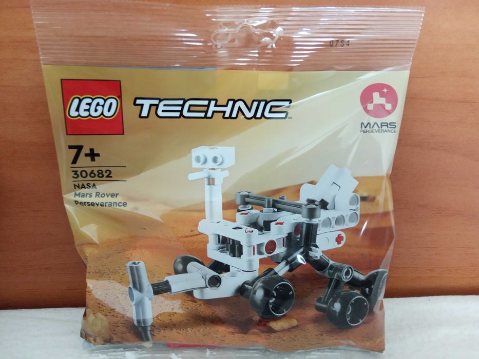 Seturi Lego Technic, diverse marimi, noi, sigilate
