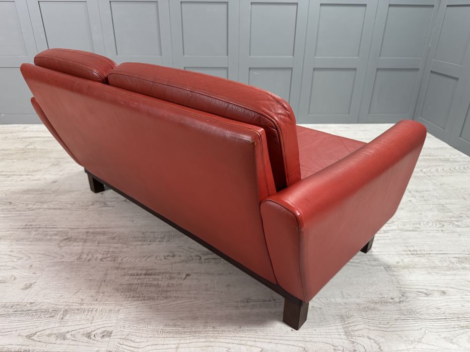 Датски диван 2-ка естествена кожа Д1079