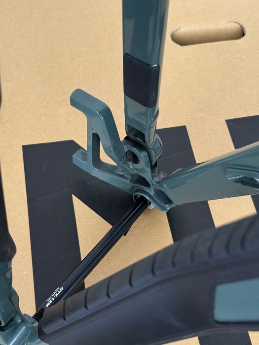 Commencal Meta TR V4 Medium