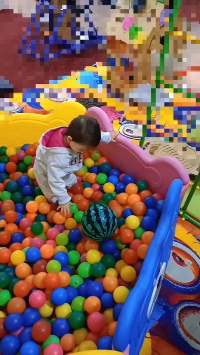 манеж бассейн шарики