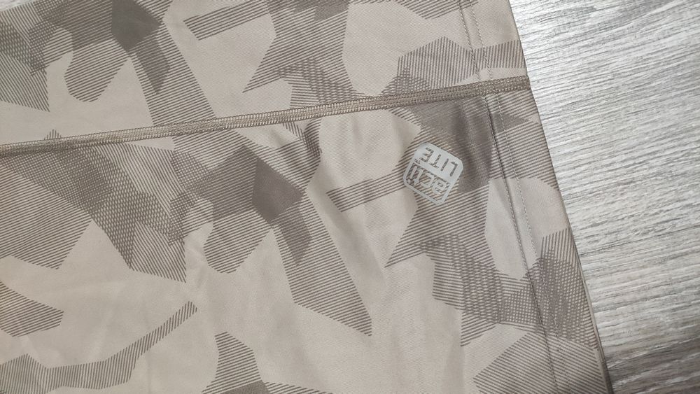 Salomon M size Мъжка фланелка с яка
