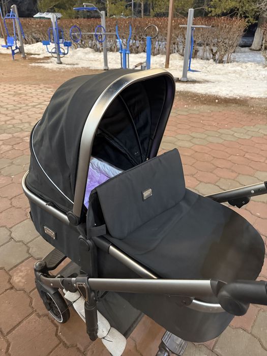 Коляска для малышей 2 в 1