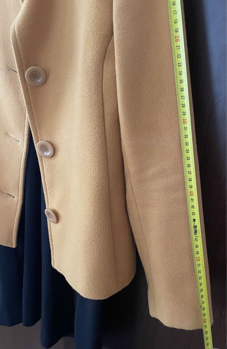 Дамско палто на Andrews с вълна н-р 42!