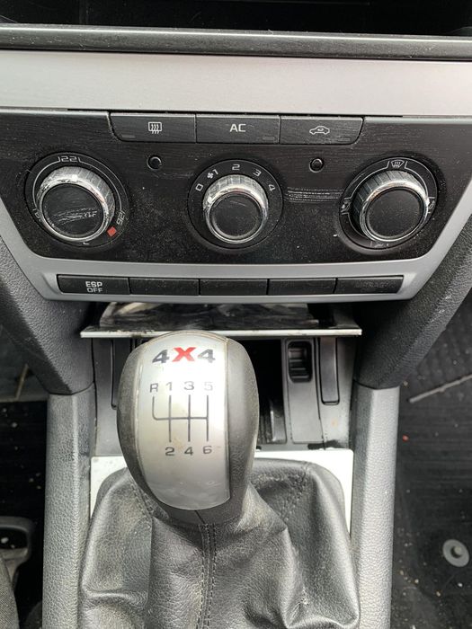 Шкода  Октвия 1.9 тди 4×4 код на мотора BLS 2010год на части