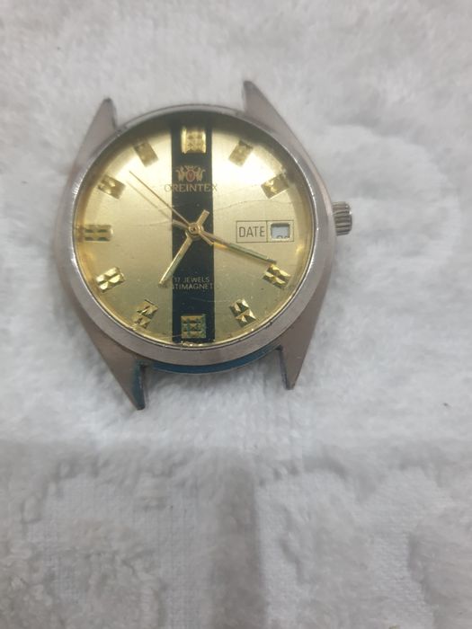 Vind ceasuri mecanice automate