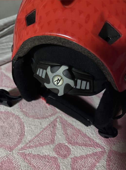 Детска ски каска- Rossignol