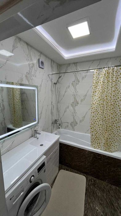 Сдаю 2 комнатнуй квартиру